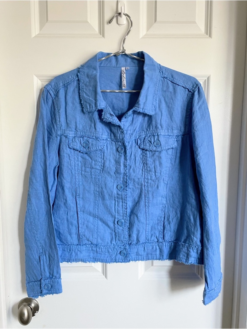 Lulu-B Travel Jacket in Blue Linen - Picture 3 of 9